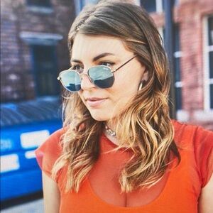 Stylish Gold and Black Sunglasses